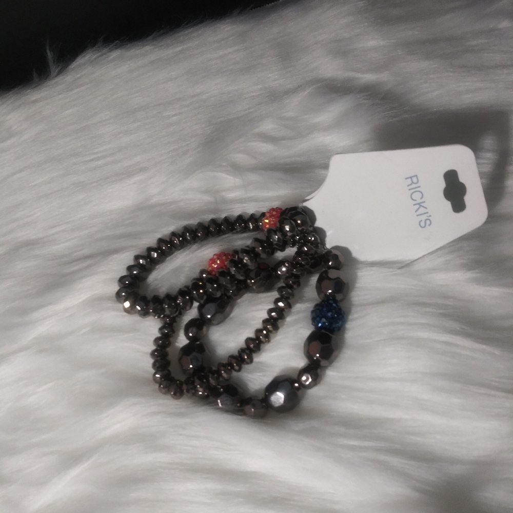 Ricki's beaded bracelet